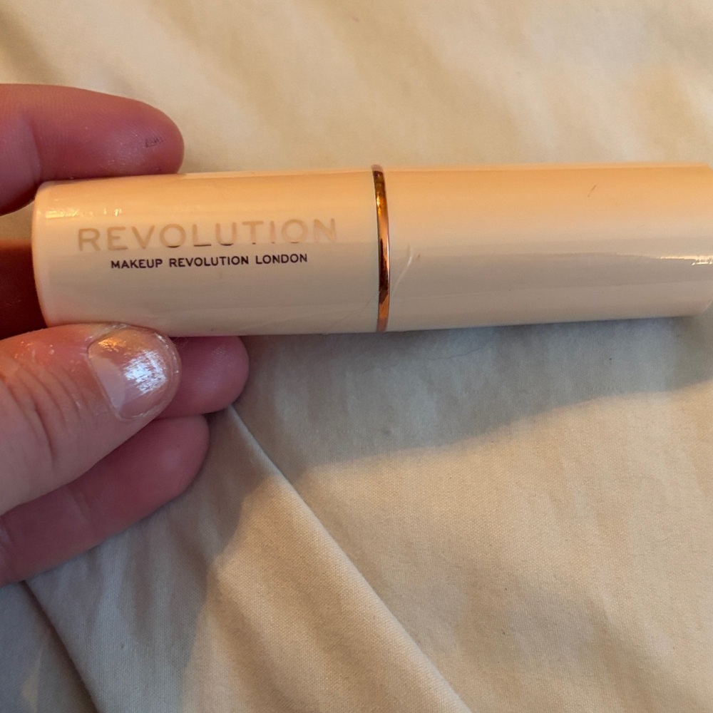 Makeup‎ Revolution Cream Foundation Stick